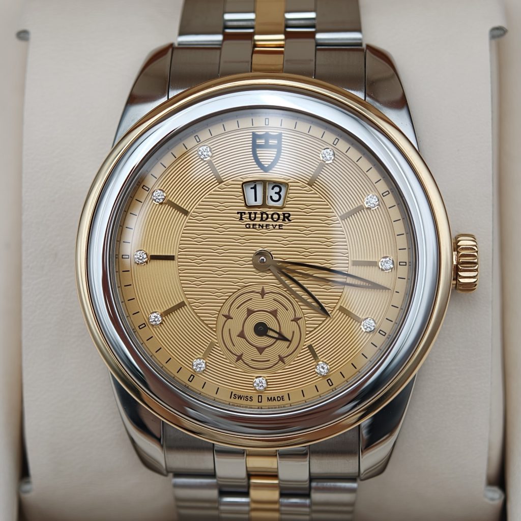 Tudor Glamour